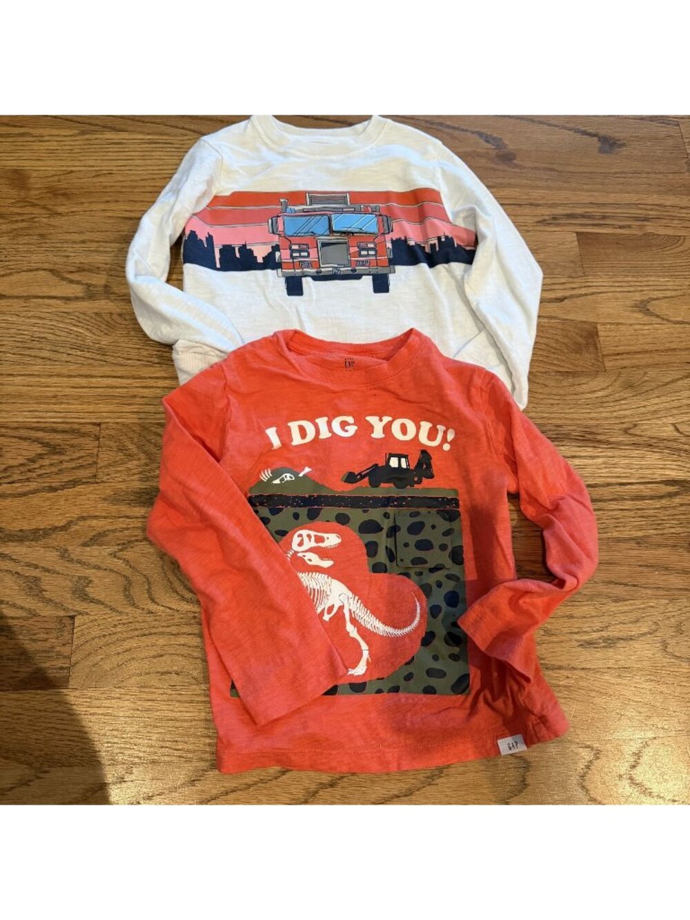 Gap Lot of 2 Valentines Shirts 5 years Boys